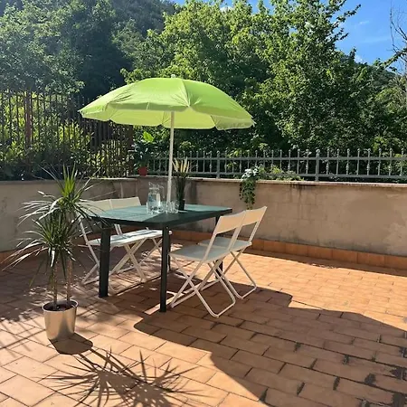 Frasassi With Terrace And Garage