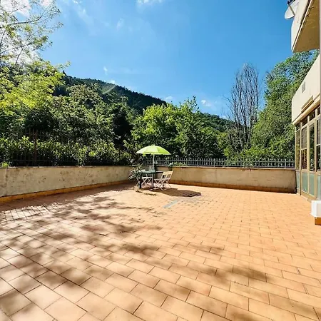 Frasassi With Terrace And Garage 아파트 *