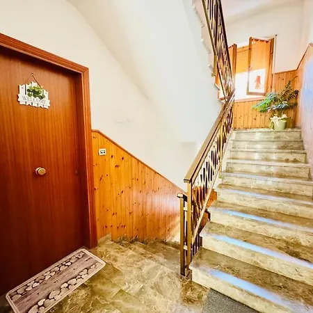 Frasassi With Terrace And Garage Falcioni